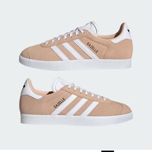 NEW Adidas Gazelle Beige and White Sneakers Size 10